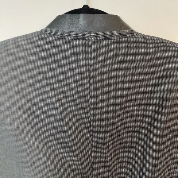 Elie Tahari Gray Leather Detail Blazer - Picture 8 of 9